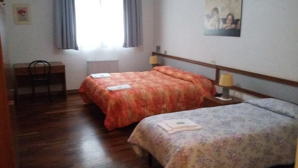 Hotel Cristallo アッセルジ エクステリア 写真